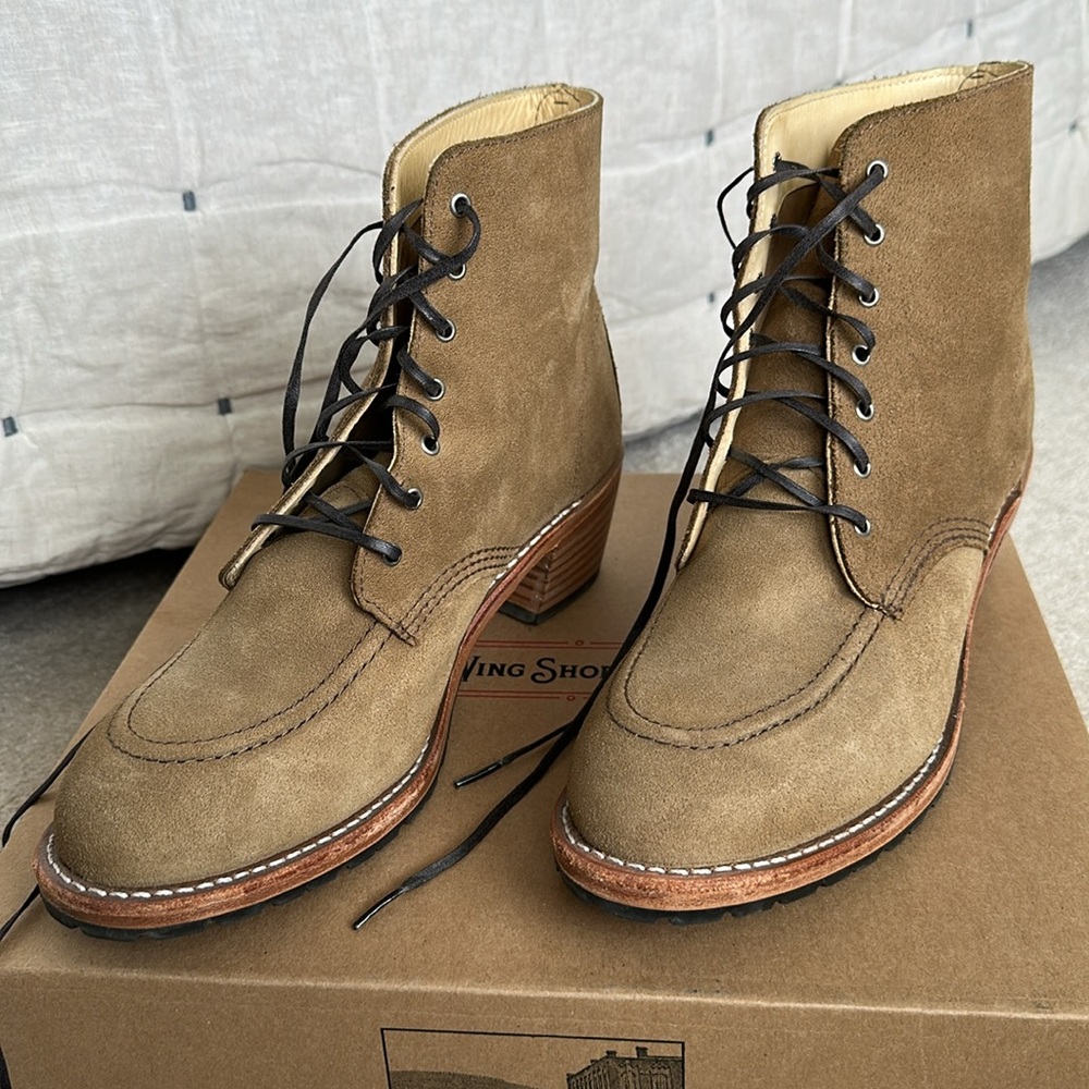 Like new Red Wing Heritage Clara Boot in Olive Mojave, Size 11 - Picture 3 of 10